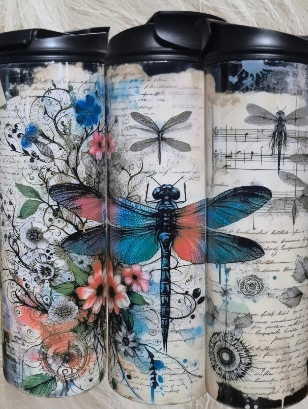 Dragonfly Floral Wateebottle 20oz